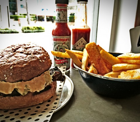 Chur Chicken Burger Review Food Critic HolyCluck Holy Cluck Sandwich Chook Eran Thomson