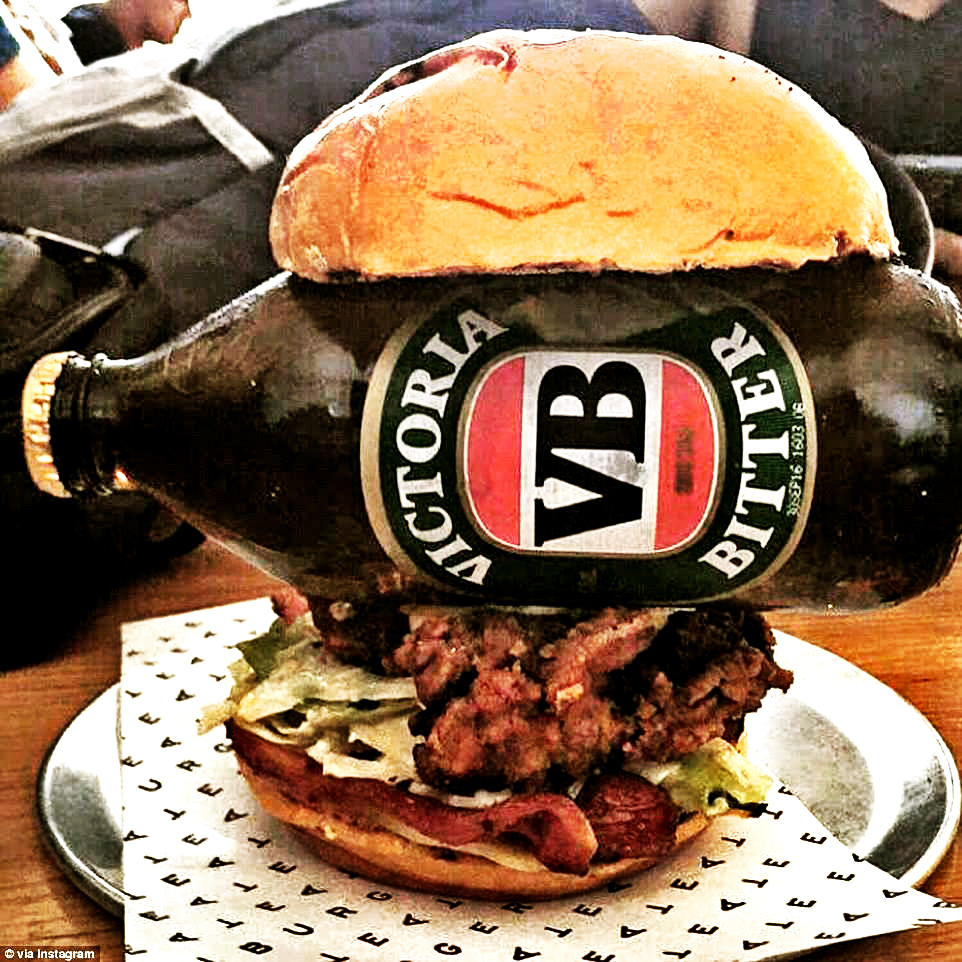 Worldwide Chicken Burger Appreciation Society, Chicken Burger Review Food Critic HolyCluck Holy Cluck Sandwich Chook Eran Thomson